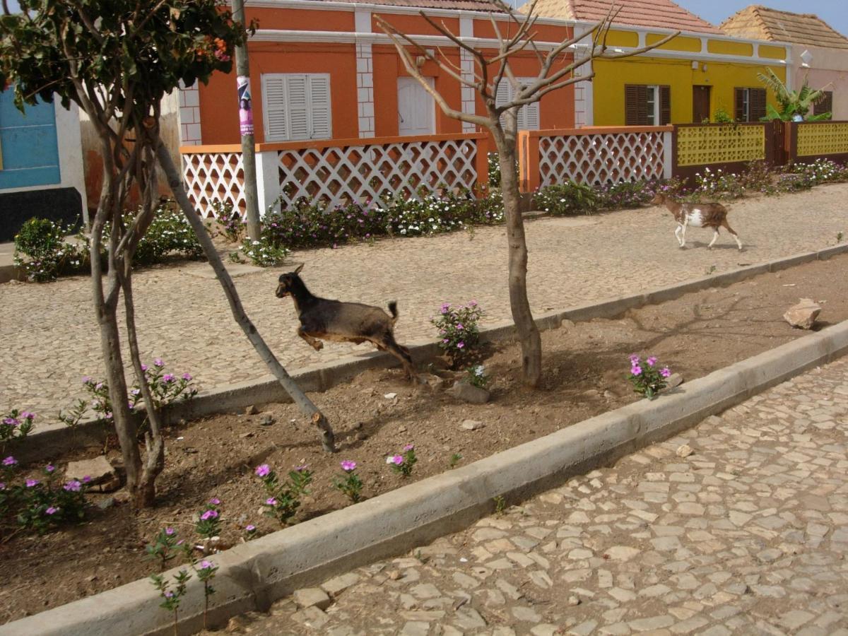 Hotel AH Maio Cidade do Maio Buitenkant foto